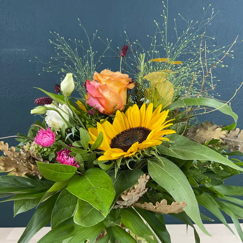 Strauss «Herbstsonne» mit Sonnenblumen und Gräsern